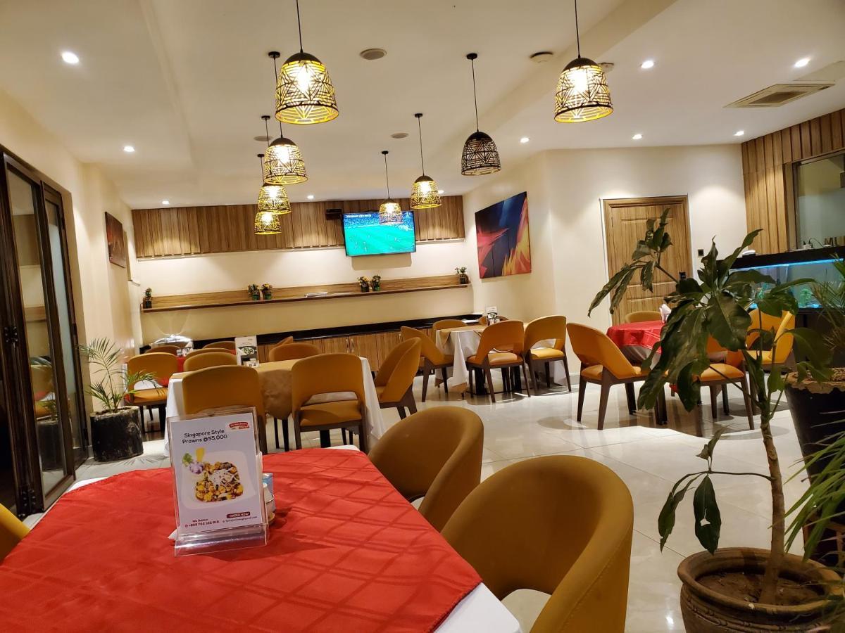 Millennium Terrace Hotel คัมพาลา ภายนอก รูปภาพ