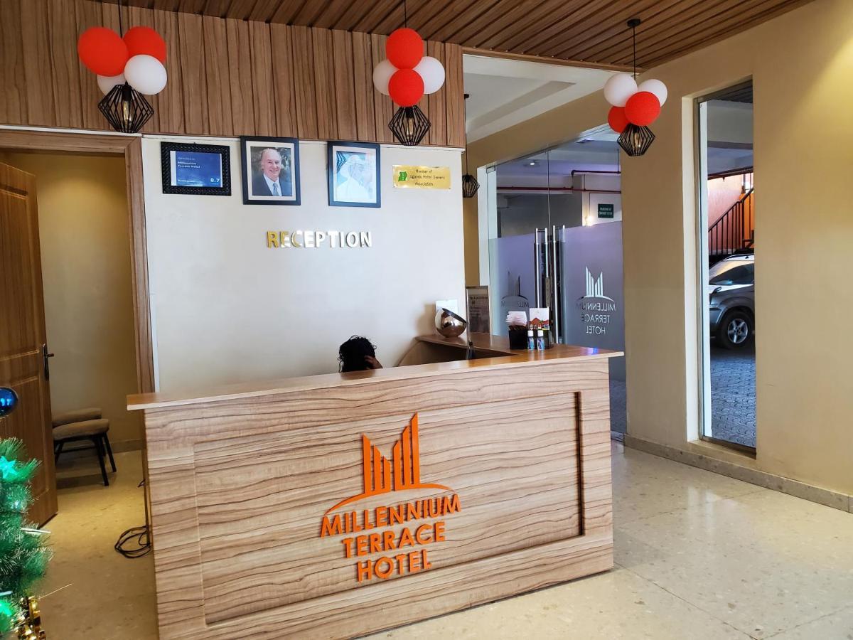 Millennium Terrace Hotel คัมพาลา ภายนอก รูปภาพ